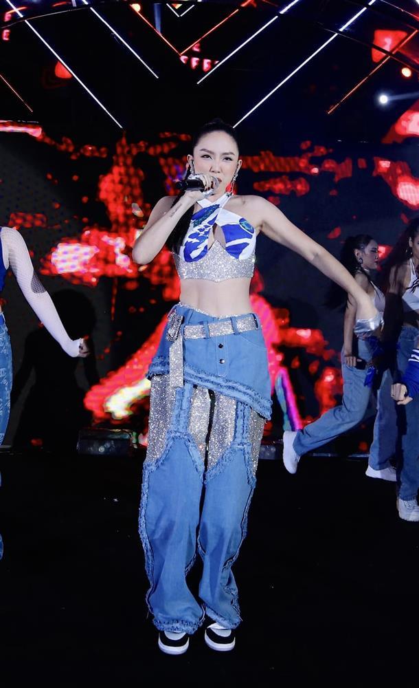 Tóc Tiên eo 68 vì tăng cân, nhìn mặt tưởng Trang Nemo-7