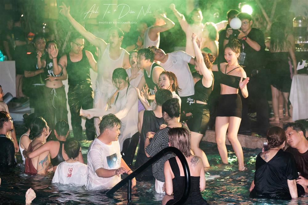 Hari Won phản ứng khi Trấn Thành bế bổng dàn mỹ nhân-8