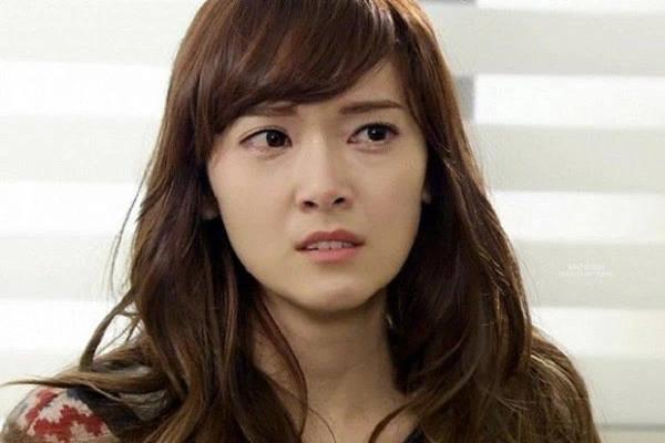 Stress vì chồng nghi ngờ con không giống mình-1