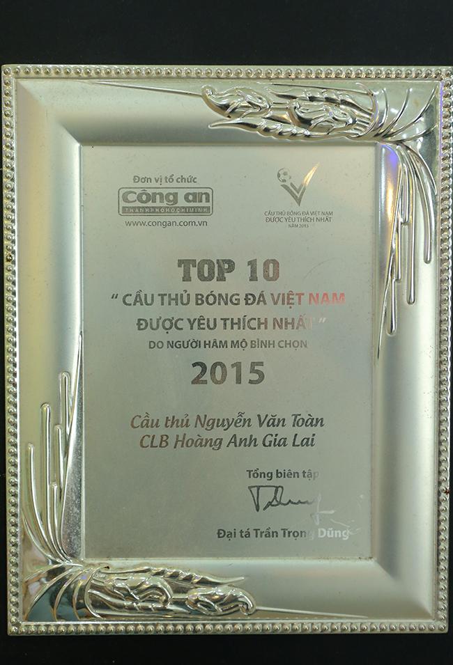 Tuyển thủ Việt Nam xây túp lều tranh, chưa xong đã thấy hoành tráng-10