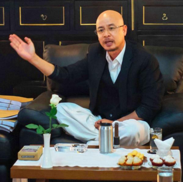 Hành trình khởi nghiệp đầy gian nan vua cà phê Đặng Lê Nguyên Vũ-2