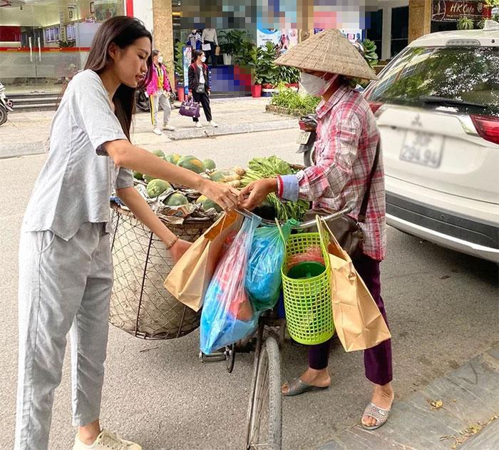 Lộ ảnh hiếm có khó tìm cặp Đoàn Văn Hậu và Doãn Hải My-3