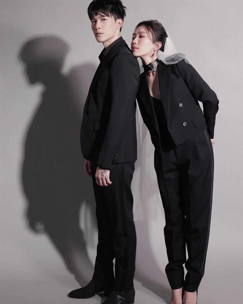 Diệu Nhi tổng kết ảnh cưới với bộ hình mặc vest đen chuẩn men-7