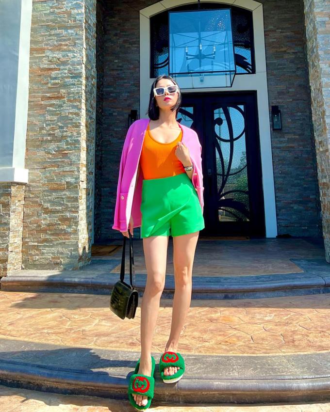 Hà Hồ - Lệ Quyên đi dép lê hàng chục triệu vi vu châu Âu-2