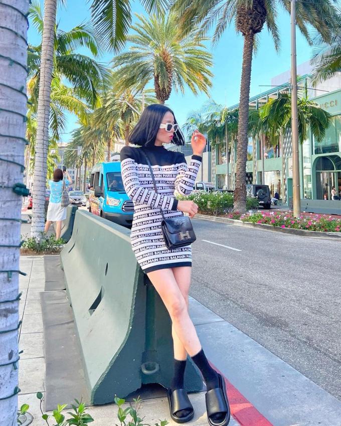 Hà Hồ - Lệ Quyên đi dép lê hàng chục triệu vi vu châu Âu-5