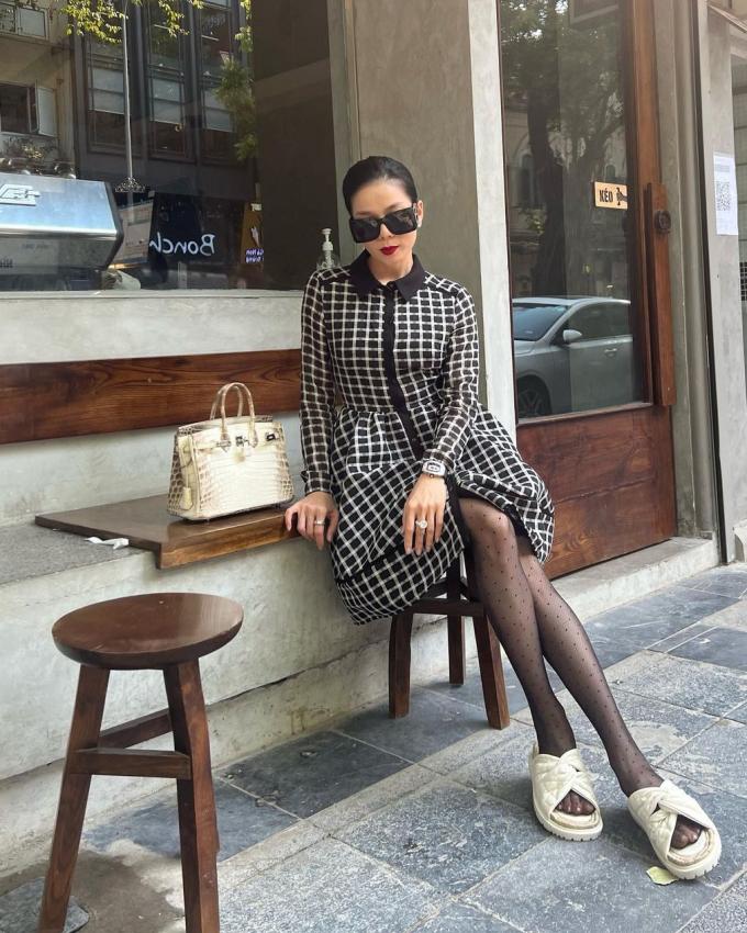 Hà Hồ - Lệ Quyên đi dép lê hàng chục triệu vi vu châu Âu-8