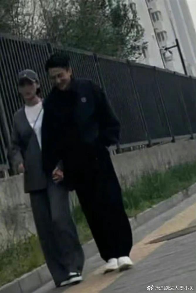 Lưu Khải Uy có tình mới, đối phương đã có chồng?-1