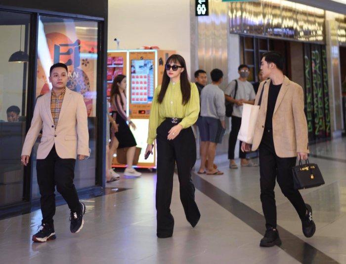 Hương Giang lại sai trái vì tóc mái, netizen khuyên từ bỏ gấp-9