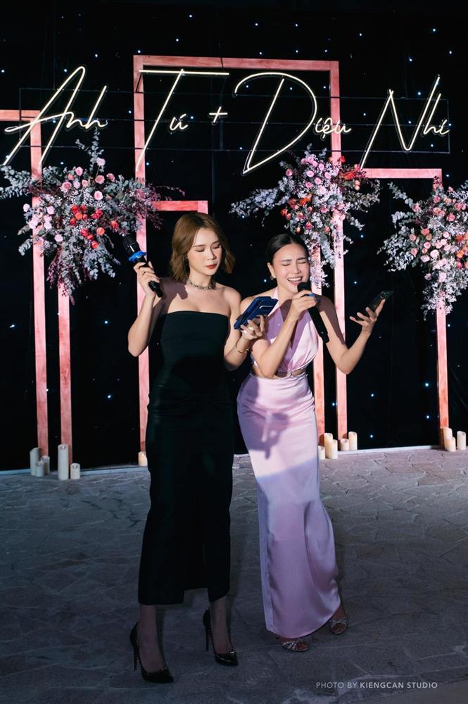 Đụng mẹ 3 con Hồ Ngọc Hà, Sam tỏ ra chẳng kém cạnh-5