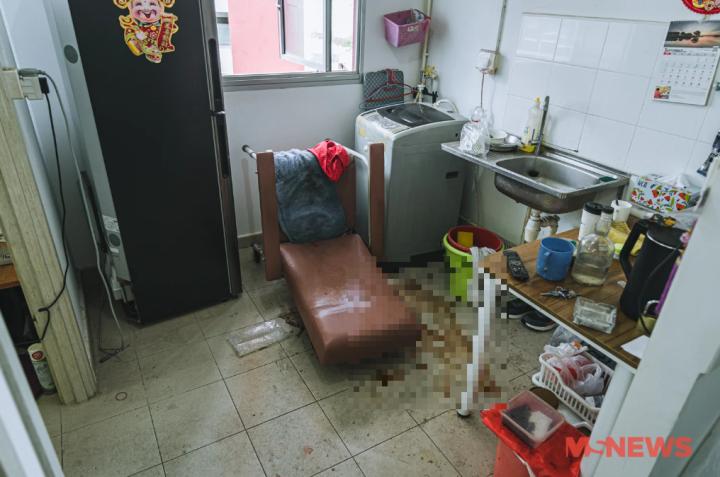 Cô gái teen làm công việc dọn dẹp nhà người chết từ năm 15 tuổi-4