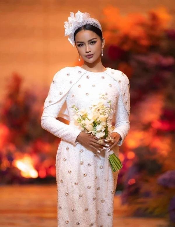 Dàn hậu Việt gặp sự cố trang phục dân tộc và cách xử lý tinh tế-12