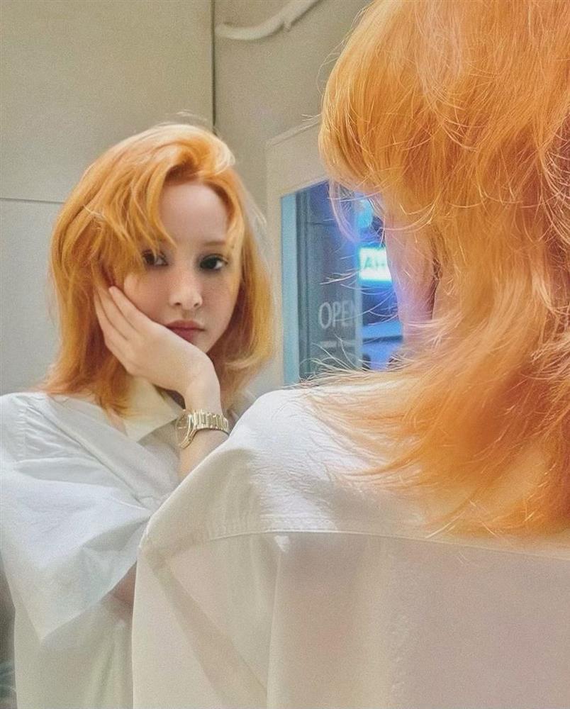 Hiền Hồ khoe diện mạo mới trong chiếc xe G63 hậu scandal-4