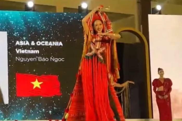 Bảo Ngọc nói gì về sự cố gãy cánh ở Miss Intercontinental?-9