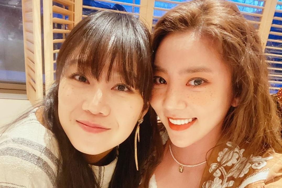 Gong Hyo Jin lần đầu đăng ảnh cận mặt chồng vừa cưới-10