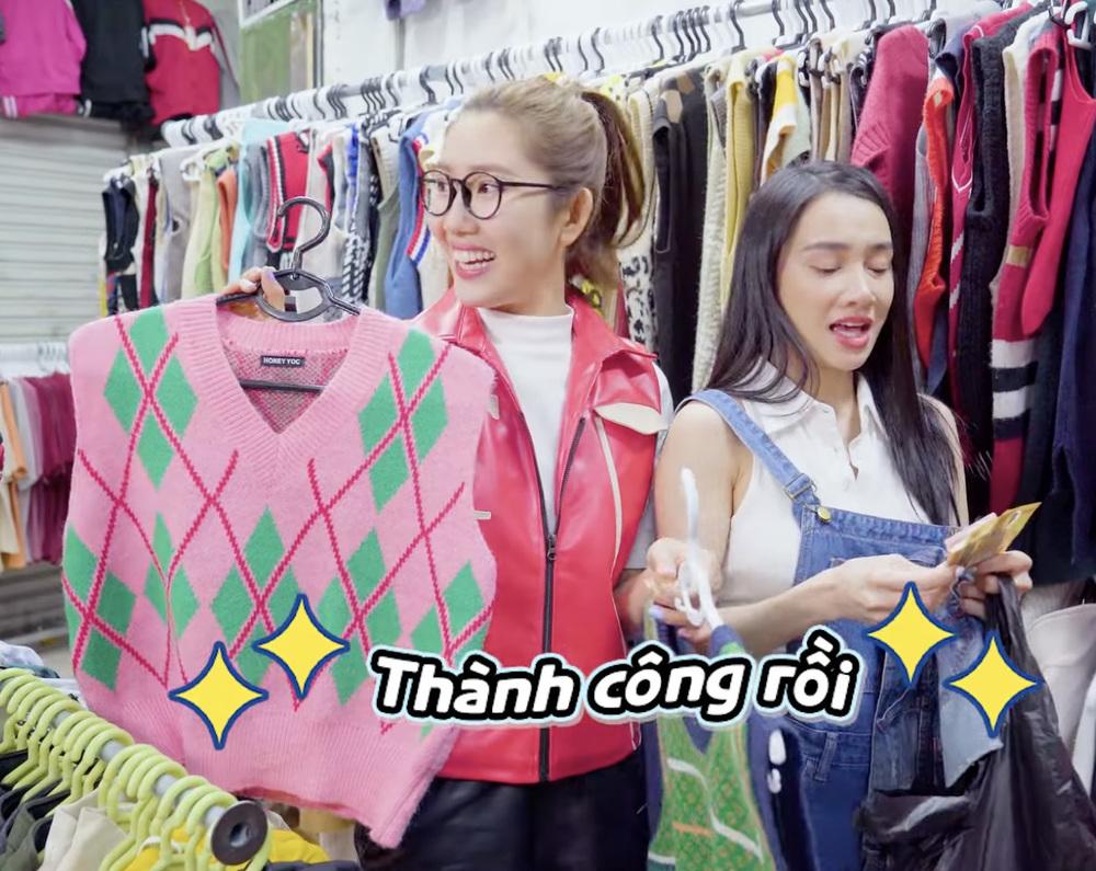 Nhã Phương lộ thói quen tiết kiệm khi mua đồ si cùng Thúy Ngân-7