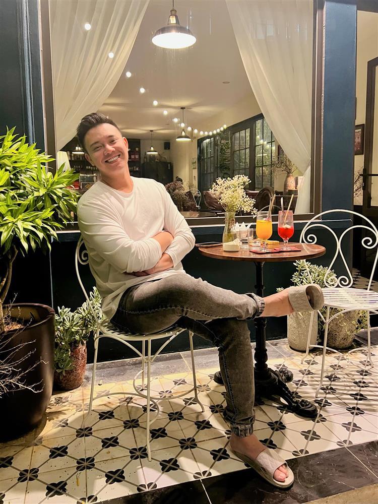 Tin showbiz Việt ngày 13/10: Quý Bình chúc mừng vợ ngày doanh nhân-3