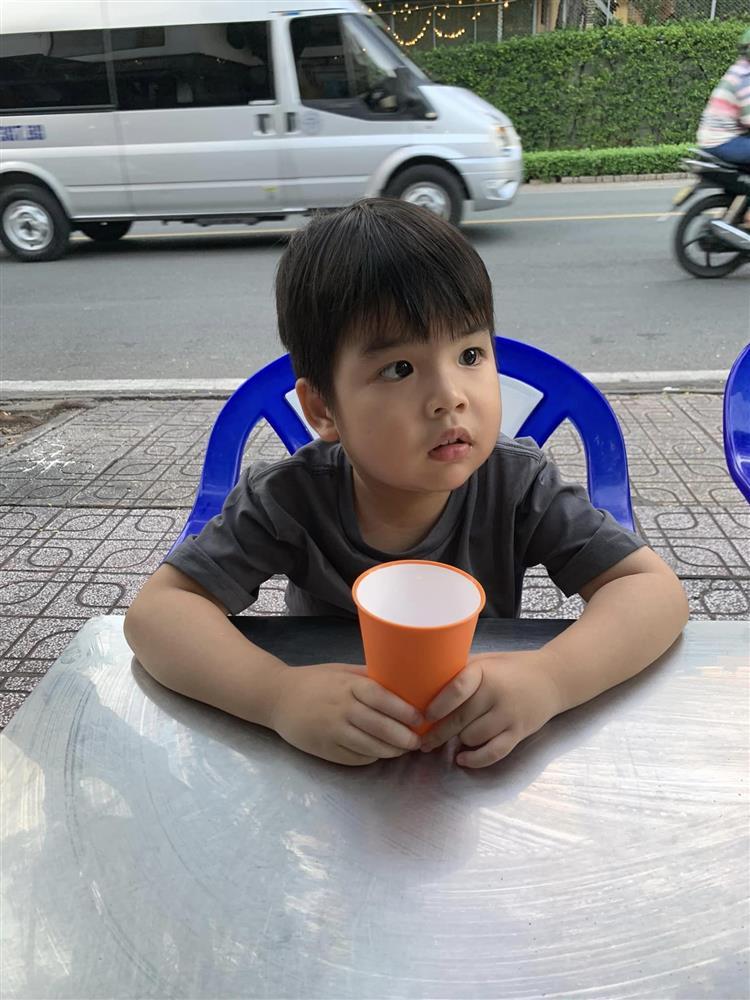 Tin showbiz Việt ngày 13/10: Quý Bình chúc mừng vợ ngày doanh nhân-4