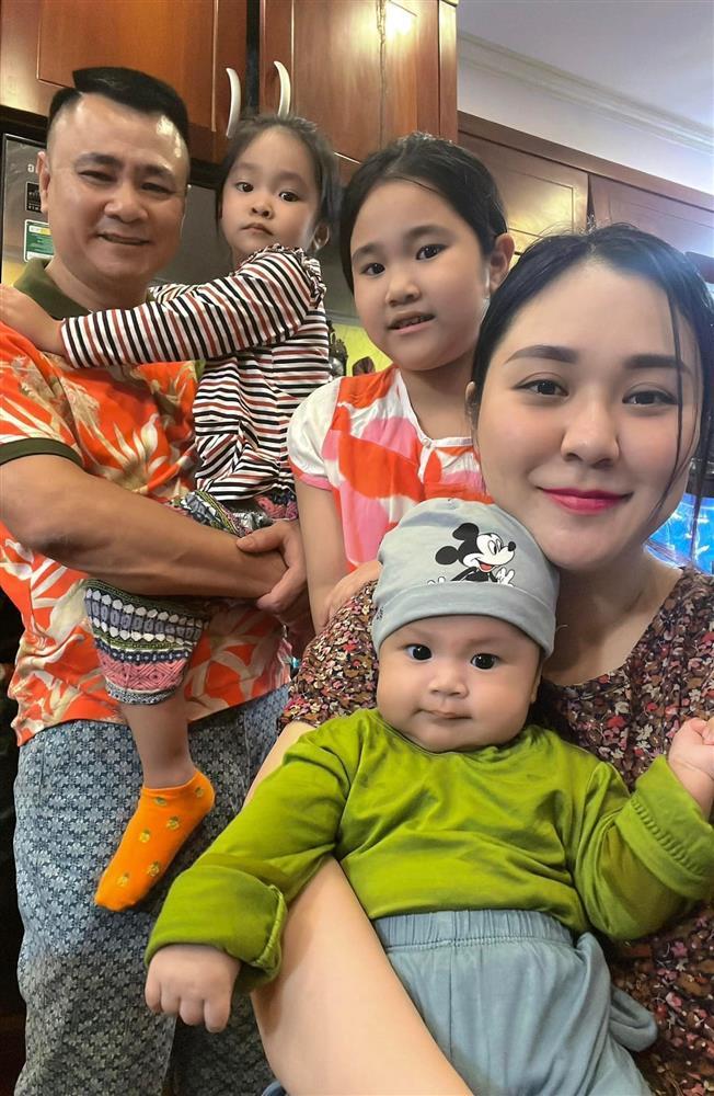 Tin showbiz Việt ngày 13/10: Quý Bình chúc mừng vợ ngày doanh nhân-10