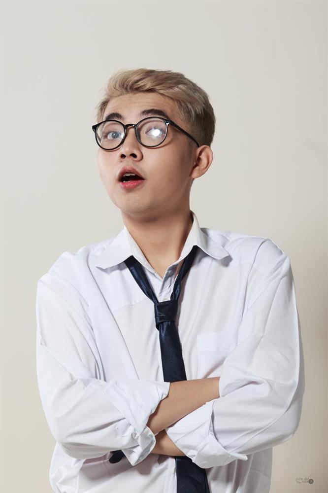 Thái Kiến Quốc: Người tạo trend đình đám cầm X đồng ăn sạch...-2