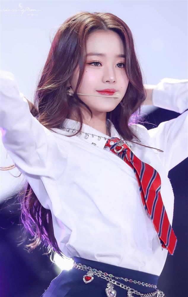 Mỹ nhân 18 tuổi Jang Won Young bị chỉ ra bằng chứng tiêm môi-4