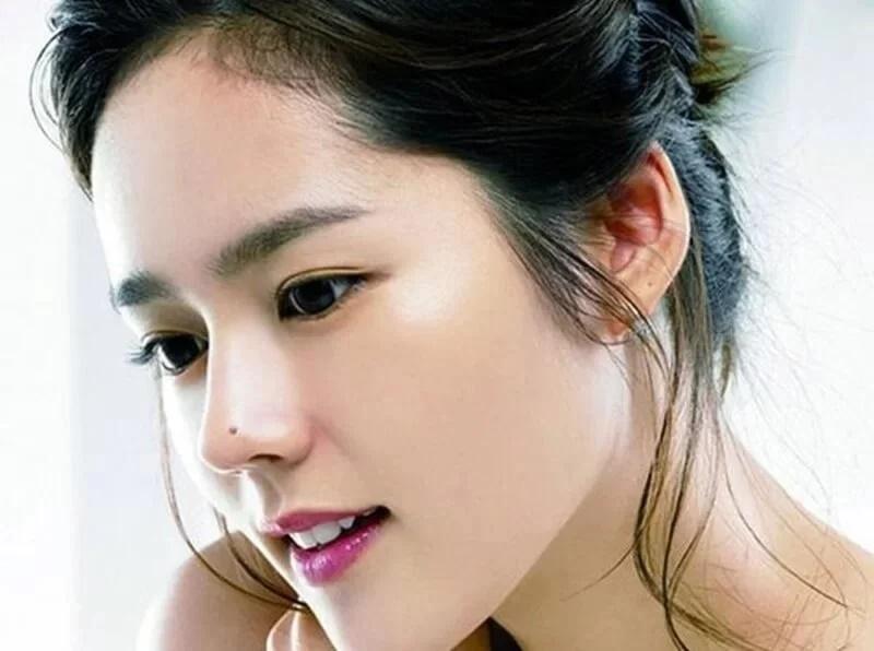 5 nốt ruồi ngàn vàng khó mua, ai sở hữu thì giàu sang bạc tỷ-1