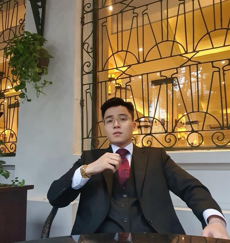 Hôn nhân mỹ nam chuyển giới nổi tiếng với CEO hơn 21 tuổi-2