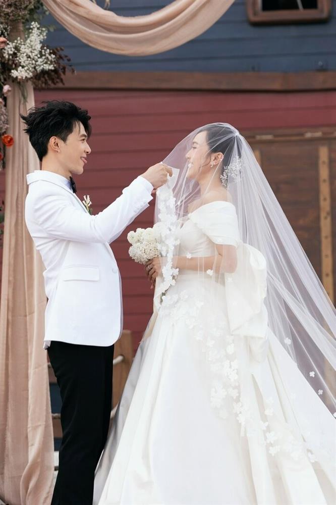 Showbiz Hà Nội đón 3 đám cưới trong 3 ngày liên tiếp-6