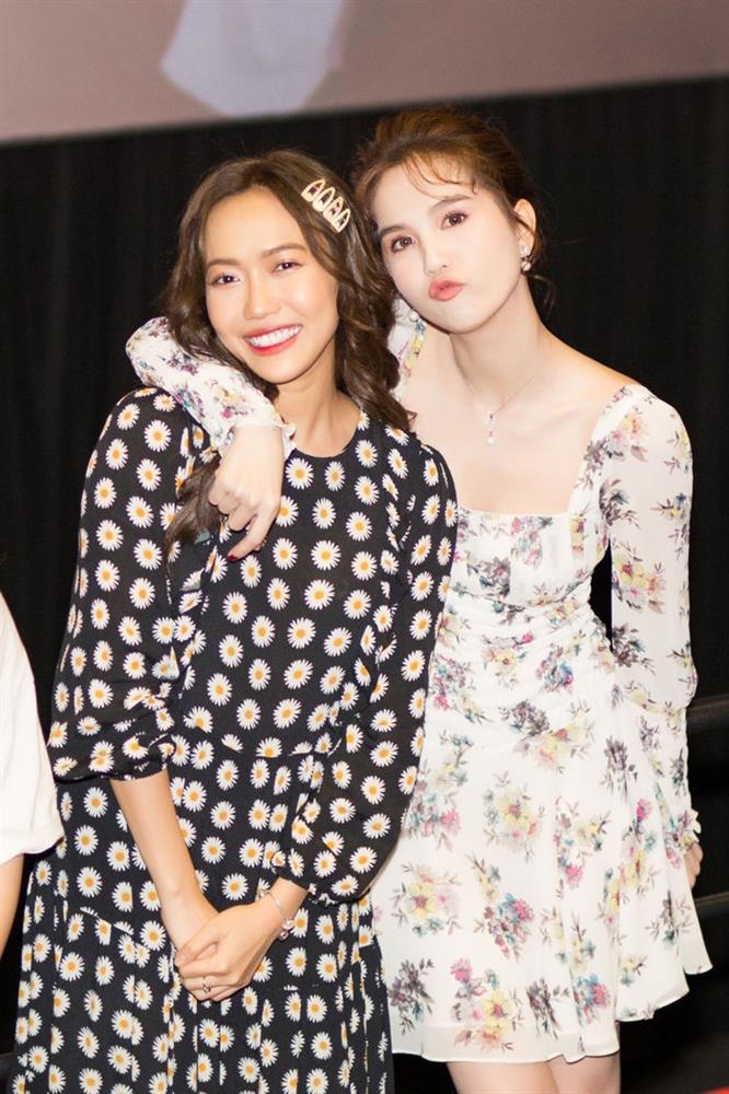 Những lần Ngọc Trinh tặng quà khủng cho em gái ruột Diệu Nhi-9