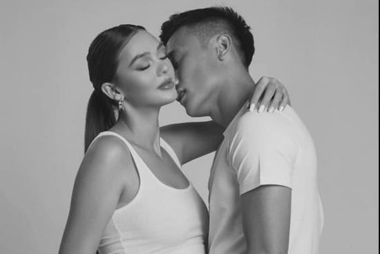 Vợ Tây sắp đẻ, Bùi Tiến Dũng gửi ngôn tình ngọt hơn đường