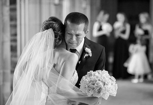 Ngồi ôm bụng bầu 7 tháng, cô gái thấm cảnh khổ lấy chồng xa-2