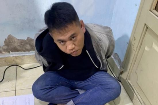 Giả xe ôm công nghệ, mò ra đường 'rình mồi'