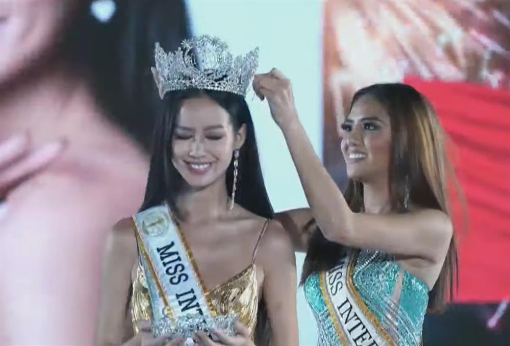 Thắng Miss Intercontinental, Bảo Ngọc xô đổ kỷ lục Ngân Anh-1