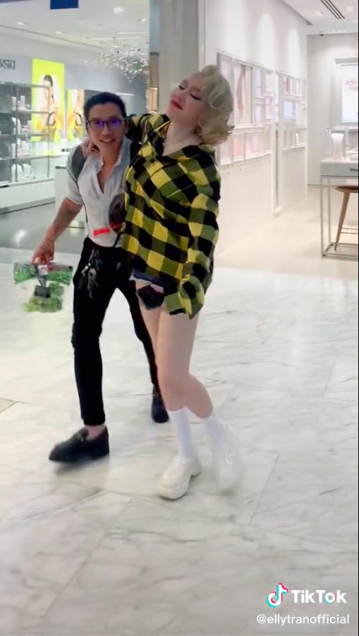 Elly Trần đáp trả tin đồn thẩm mỹ khiến mặt sưng, cứng đơ khó nhận ra-2