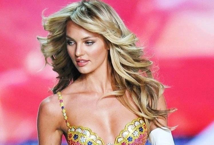 Đường tình ngang trái của các siêu mẫu nội y đình đám thế giới-1