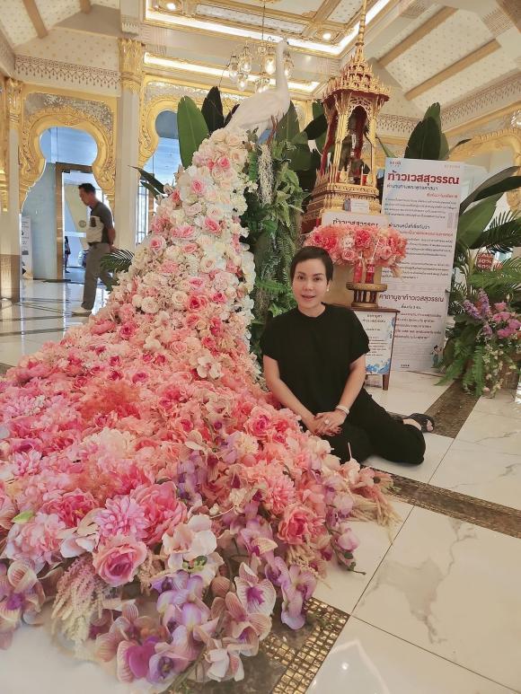 Việt Hương khoe quà sinh nhật khủng toàn đồng hồ, kim cương-3