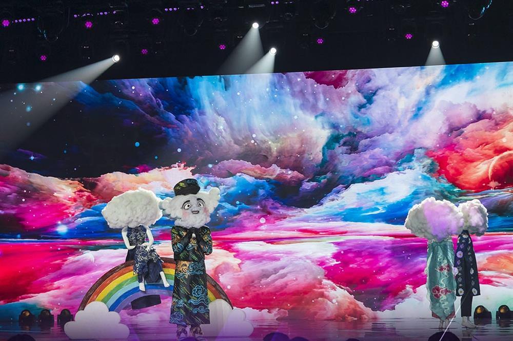 Chủ nhân bản hit viral khắp Việt Nam xuất hiện tại The Masked Singer-4