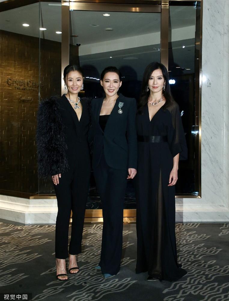 Lâm Tâm Như có lép vế khi đứng cạnh Lâm Hy Lôi?-1