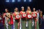 Mỹ nhân Việt cho đối thủ mượn váy: Bảo Ngọc đăng quang Hoa hậu-12