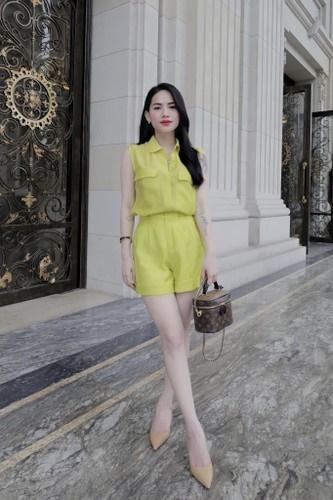 Chiến thần review Võ Hà Linh tiết lộ gia cảnh trước khi nổi tiếng-12