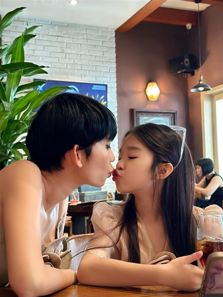 Tin showbiz Việt ngày 16/10: Thanh Thúy giận run người vì Đức Thịnh-9