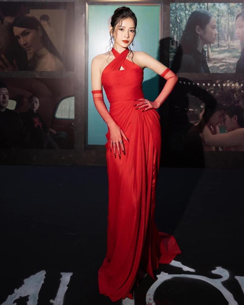 Thiên Ân khoe body bén ngót - Chi Pu cực cháy với đầm đỏ-4