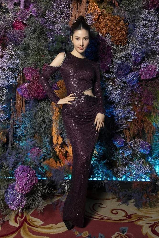 Thiên Ân khoe body bén ngót - Chi Pu cực cháy với đầm đỏ-5