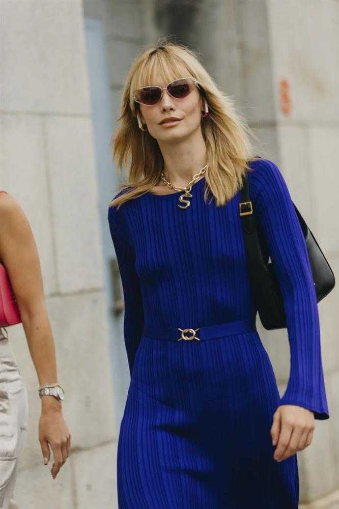 Lên đồ với gam màu xanh dương bắt trend mùa lạnh-1