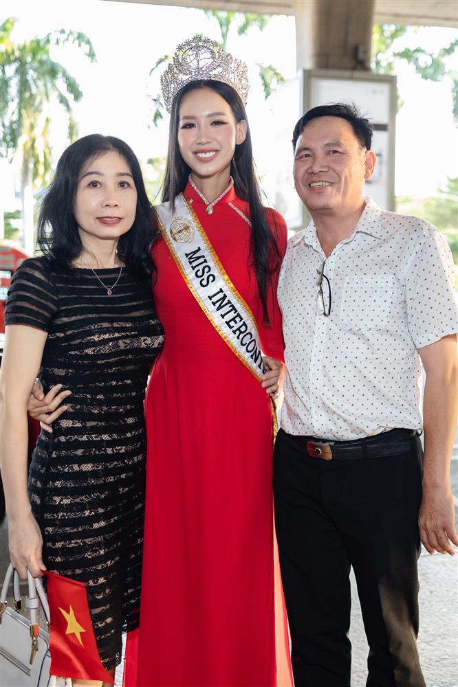 hoa-hau-bao-ngoc-02-Copy1.jpeg