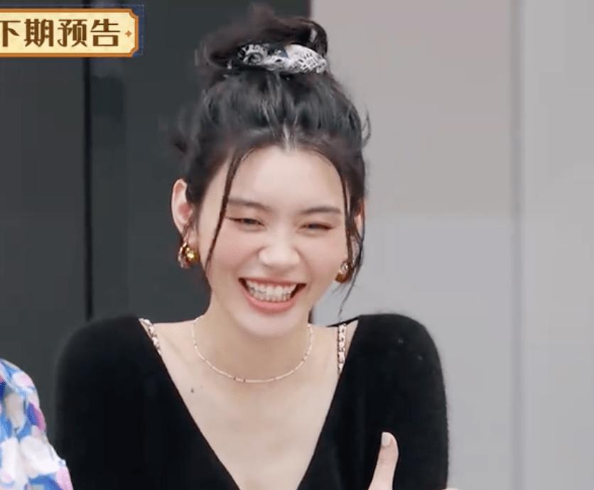 Hề Mộng Dao trở lại showbiz sau khi sinh con thứ 2-3