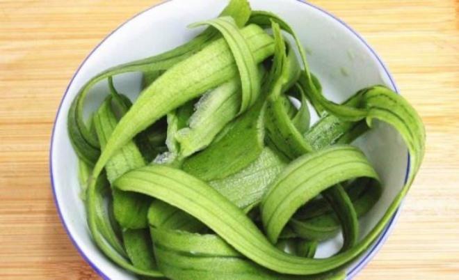 Tận dụng 3 loại vỏ vứt đi đặt vào tủ lạnh, hết hôi lại còn thơm nức-2