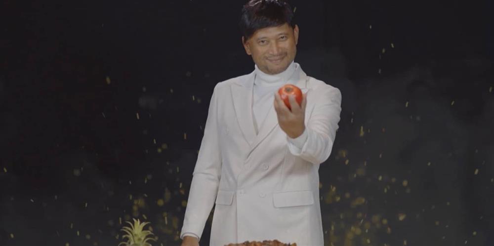 Nhiều năm để đầu trọc, khi có tóc MC Long Vũ trông thế nào?-4