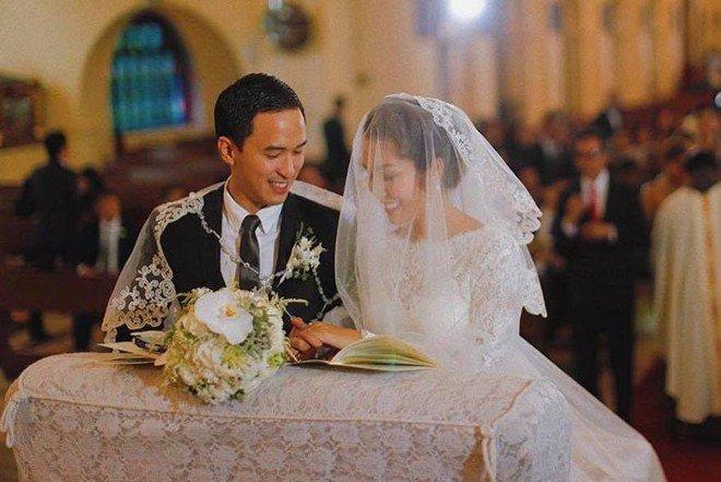 Đỗ Mỹ Linh và sao Việt cưới doanh nhân phải che ô bảo đảm riêng tư-11