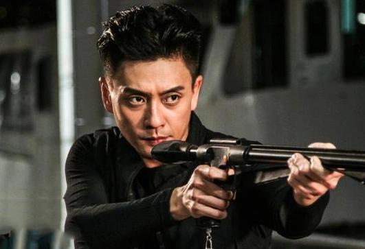 Huỳnh Tông Trạch bị máy bay không người lái va vào đầu-1