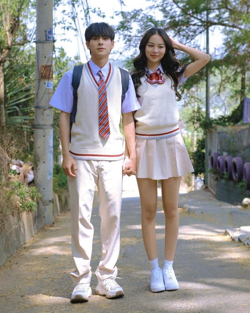 Con trai sốc vì cảnh nóng của bố ở phim Việt giờ vàng-15